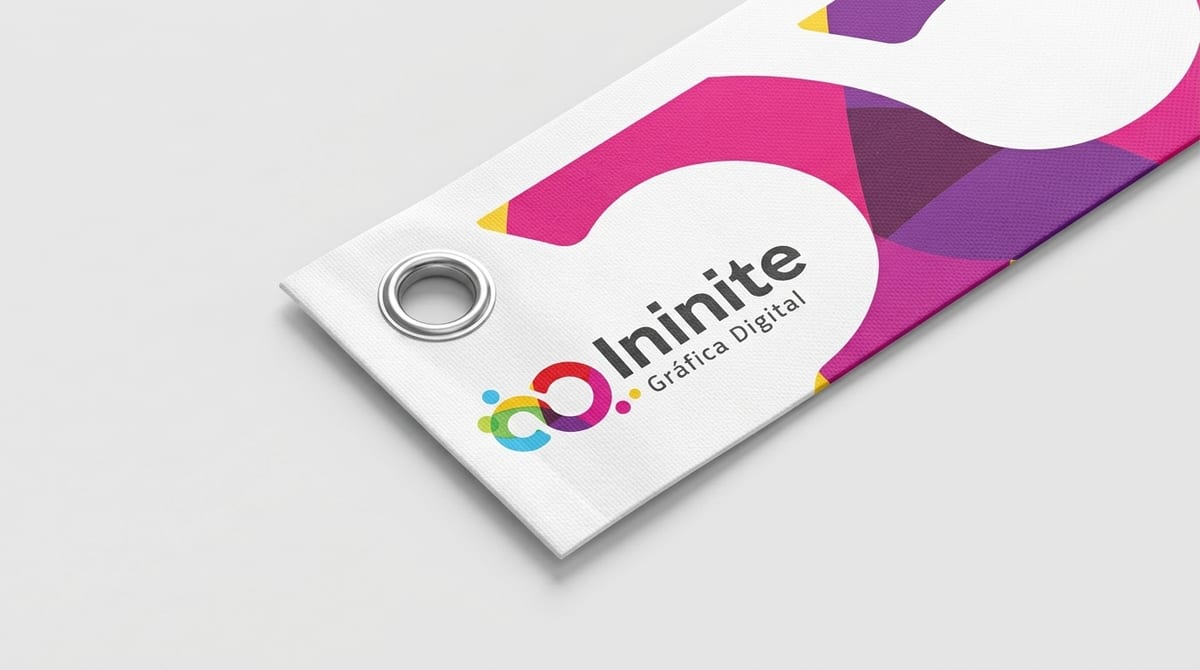 Acabamento com ilhós em banner de lona.